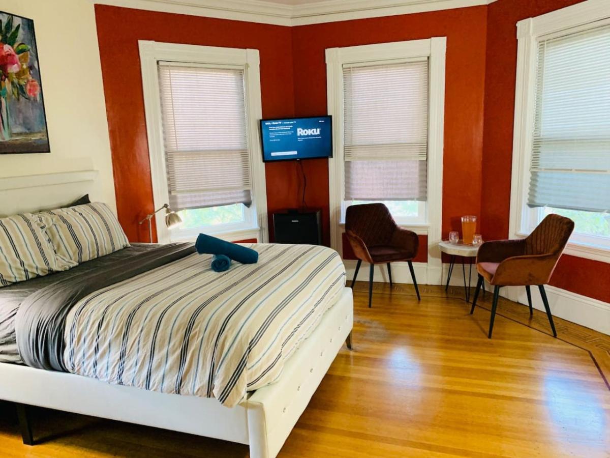 Spacious Room In Federal Hill, Downtown With Shared Bathroom And Kitchen 25 Providence Exterior foto